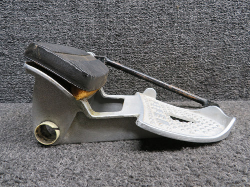 63485-001, 79430-000 Piper PA34-200T Toe Brake Pedal Inboard RH with Clevis