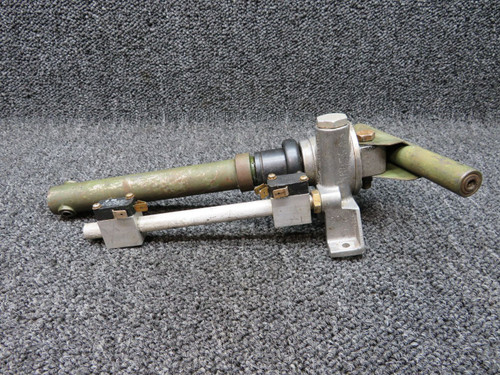 C301002-0116 / 0760620-11 Cessna 182T Flap Actuator Assembly W/ Switch Bar