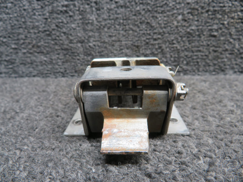 79515-007, 79530-002 Piper PA34-200T Cabin Door Latch Box and Handle Assembly