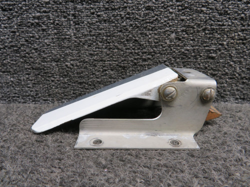 79515-007, 79530-002 Piper PA34-200T Cabin Door Latch Box and Handle Assembly