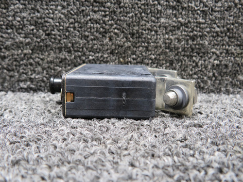 160-012-100 (Alt: MS25361-100) Eaton Circuit Breaker (Amps: 100)