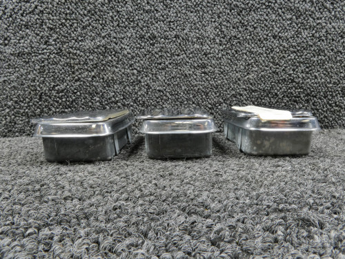 551-829 (Use: 489-469) Piper Aerostar 601P Ashtray Assembly (Set of 3)