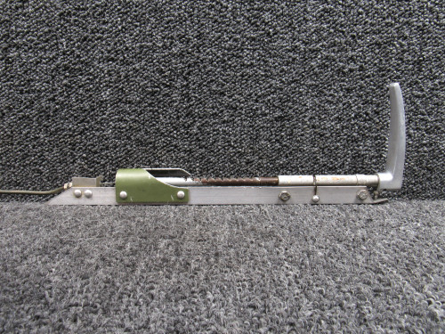 0811490-6, 0713693-2 Cessna 182H Parking Brake Assembly