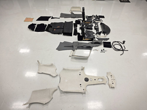 Cirrus SR20 Interior Set with Seats, Panels, Headliners & Accessories