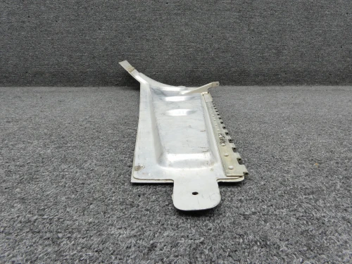 1211447-1 Cessna Main Gear Spring Well Door Assembly LH (Never Installed)