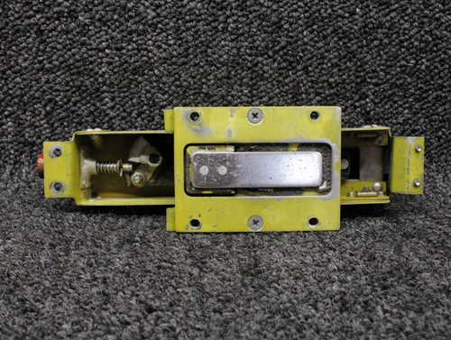25489-000 Piper PA-24-260 Baggage Door Latch Assembly