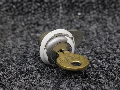 752-349 Piper PA-24-260 Baggage Door Lock and Key Set