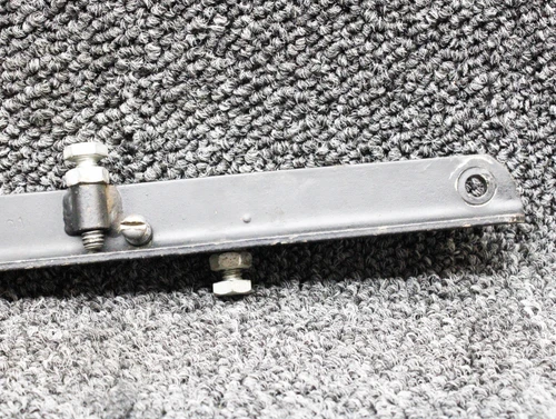 22694-003 Piper PA-24-260 Flap Control Arm RH