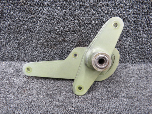 0760705-5 (Alt: 0760705-805) Cessna T162T Aileron Bellcrank Assembly RH