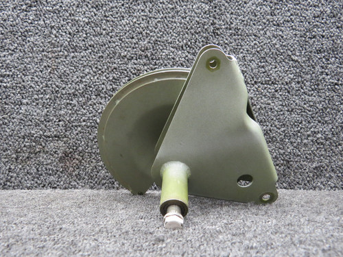 0762054-4 Cessna T182T Flap Drive Pulley Assembly RH