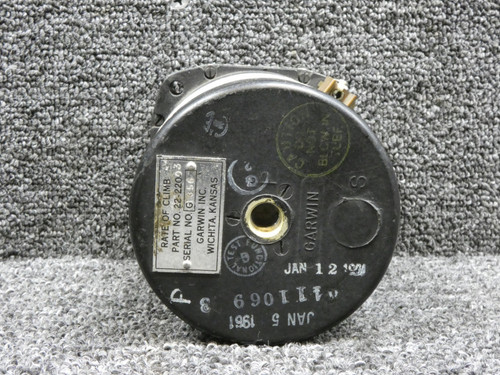 22-220-03 Garwin Rate of Climb Indicator (Cloudy Glass & Worn Face) (Core)
