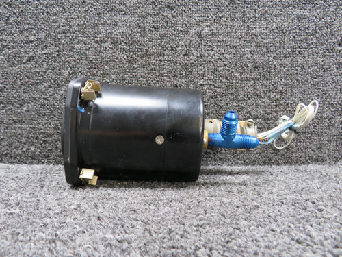 6533-1 United Dual Manifold Pressure and Fuel Flow Indicator (Volts: 28)