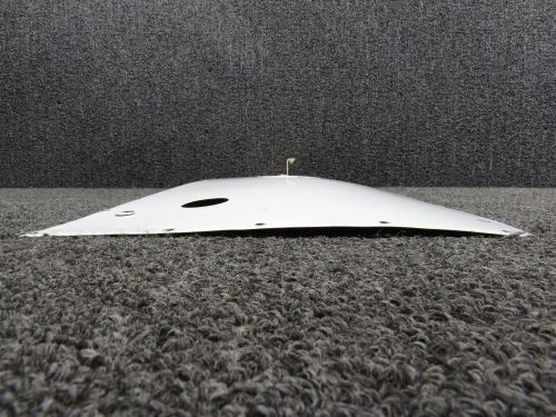 0823413-31 Cessna 310 Lower Wing Tip Fuel Tank Fairing LH