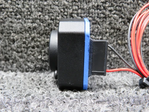 011-04937-00 Garmin GSB-15 Dual USB Charger (Volts: 14 or 28)