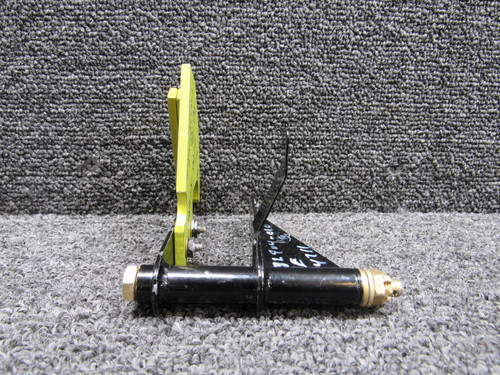 82904-010, 89873-006 Piper PA46-350P Flap Drive Link and Cam Assembly