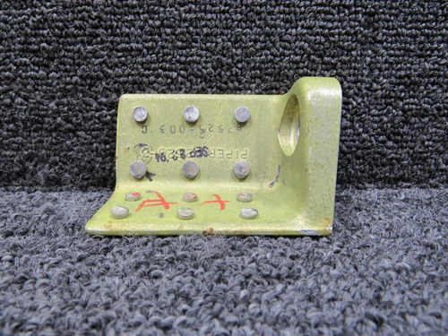 82525-003 Piper PA46-350P Upper Engine Fitting RH