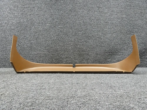 0500210-43 Cessna 172G Rear Window Lower Moulding