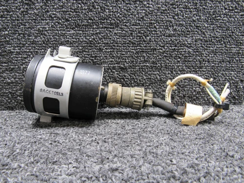 217 (Alt: 27-66008-5) Thomas A Edison Oil Pressure Indicator