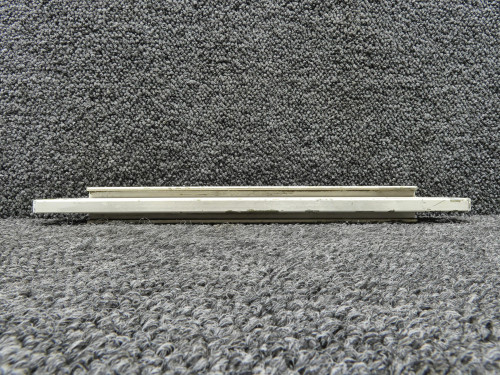35-815252-1 Beechcraft 55D Main Landing Gear Column Forward