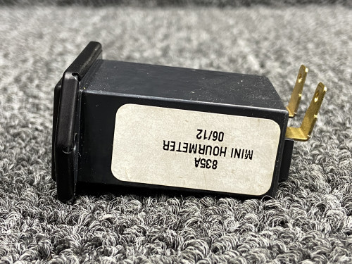 85350 Stewart Warner Quartz Hour Meter Indicator (12-60V)