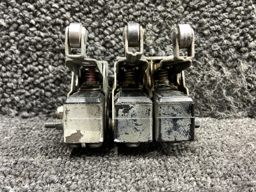 BZ3AT, MS25026-1 Beechcraft B60 Flap Position Limit Switch Set