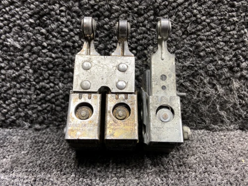 BZ3AT, MS25026-1 Beechcraft B60 Flap Position Limit Switch Set