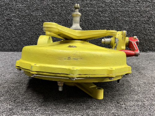 60-810030-3 (Use: 60-810030-5) Beech B60 Landing Gear Actuator w Accessories