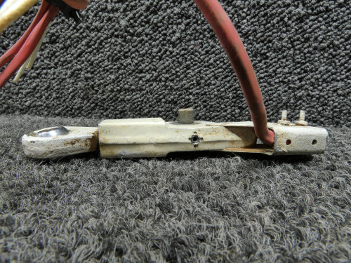0841100-4 Cessna 320B Main Landing Gear Retract Link w Position Switch Assembly