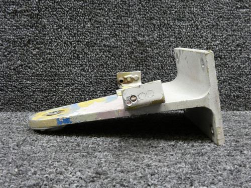 26-41016-001 Swearingen SA-226T Merlin IIIA Vertical Lower Hinge Assembly