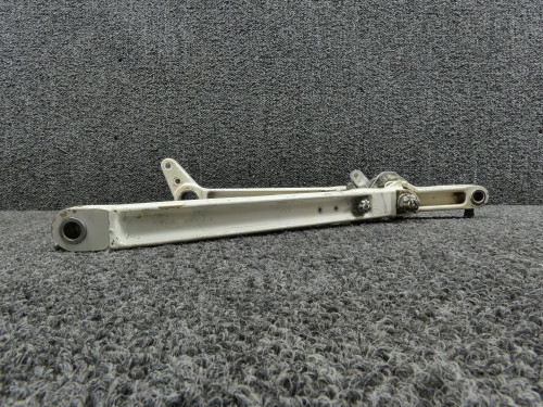 40280-001, 85166-003 Piper PA31-325 Main Gear Side Link Assembly Aft and Fwd RH