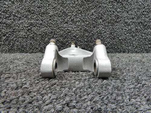 35-820107-1 Beechcraft 95 Nose Gear Upper Torque Link