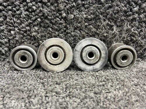 BC22062, 35-165004 Beechcraft B60 Flap Roller Set