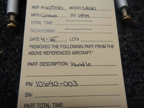 10690-003 Cirrus SR20 Handle Assy