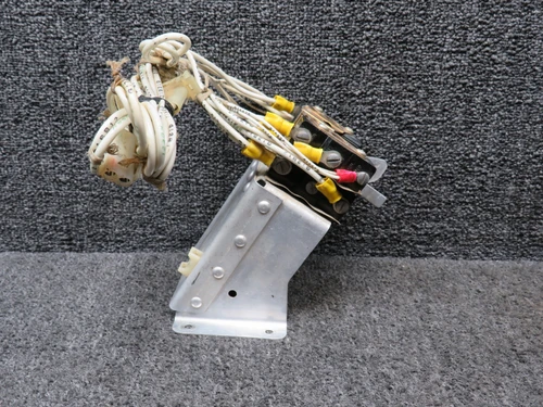 002-364013-29, MS15026-1 Beechcraft F33A Landing Gear Limit Switch Assembly