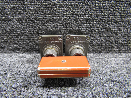 2TL1-1 (Alt: MS24524-21) Micro Switch Dual Toggle Switch Assembly