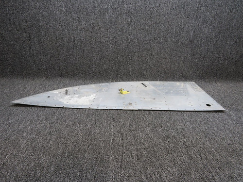 1213184-1 (Use: 1213184-7) Cessna T210 Tunnel Wall LH