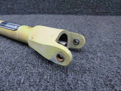 45-521212-607 Beechcraft F33A Flap Actuator RH