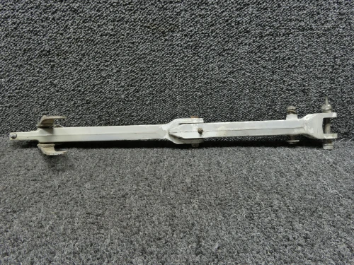 0841102-4, 0841103-8 Cessna 320 Main Landing Gear Side Link Brace RH