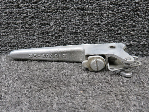 35-400013-3 Beechcraft F33A Outside Cabin Door Handle
