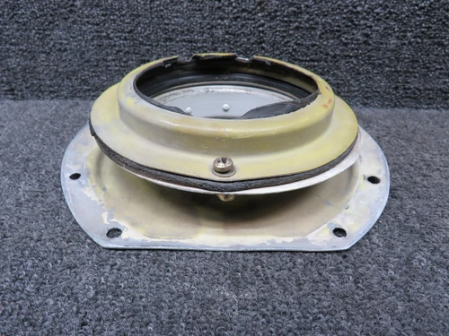 002-410000-69, 002-410000-143 Beech F33A Landing Light Cover Assy w Retainer
