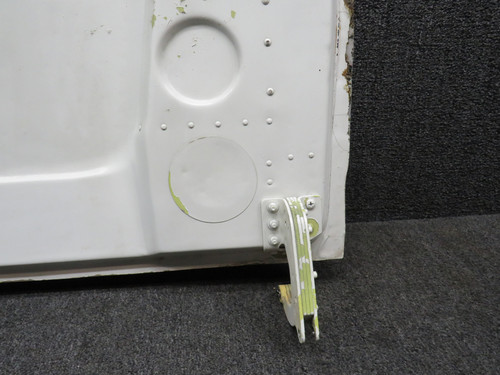 35-815055-164 Beechcraft F33A Main Landing Gear Door Inboard LH