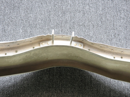 002-410010-3 Beechcraft F33A Nose Bug Assembly