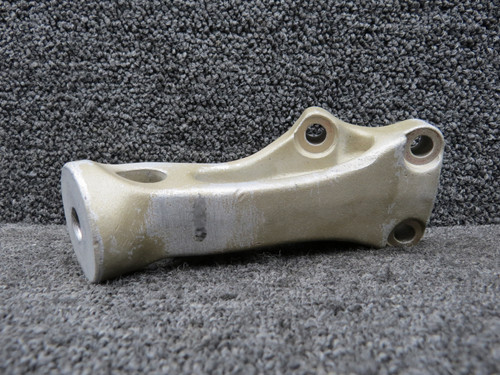539518 (Cast: 539518K) Continental Engine Mount Bracket