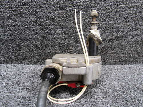 14-90004-02 Marquette Windshield Wiper Converter RH