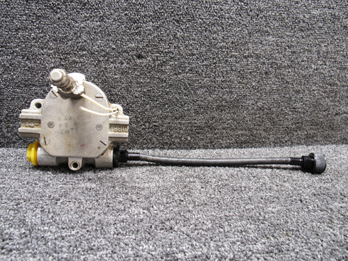 14-90004-02 Marquette Windshield Wiper Converter RH