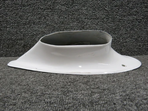 0723605-3 Cessna 182P Wing Strut Upper Fairing LH