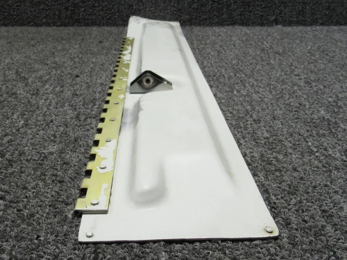 67352-001 Piper PA28RT-201T Nose Gear Door Assembly RH