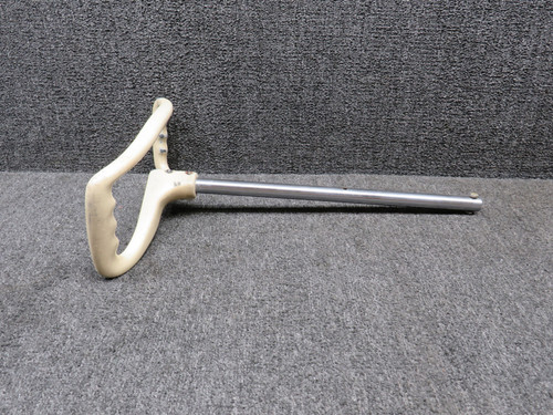 0513182-2 (Use: 0513182-1) Cessna 172B Control Wheel Assembly