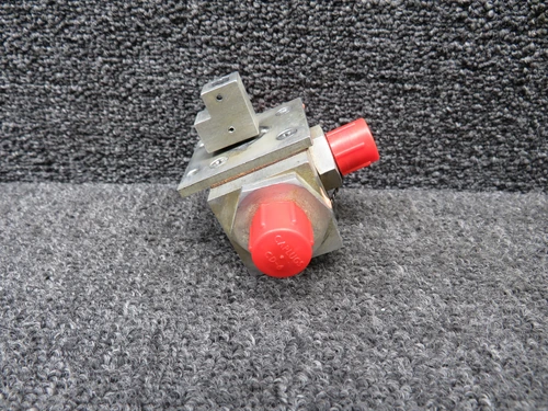 0513120-5, 0716612-202 Cessna 172B Fuel Selector Valve Assy w Shaft and Handle