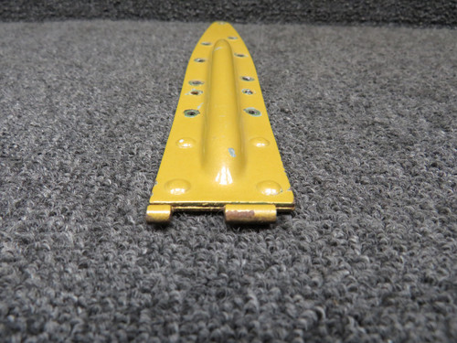 0511238-2 Cessna 172B Upper Aft Cabin Door Hinge Half RH